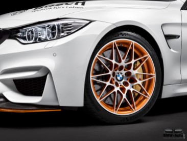 BMW M4 GTS Safety Car DTM 2016